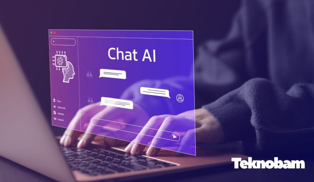 Yapay zeka aracına etkili prompt yazan kullanıcı