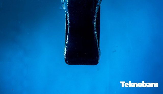 Suya düşen telefonu kurutma ve doğru müdahale adımları